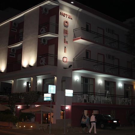 Hotel Oblio リミニ エクステリア 写真